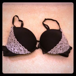 Victoria’s Secret Body By Victoria Push-Up Bra